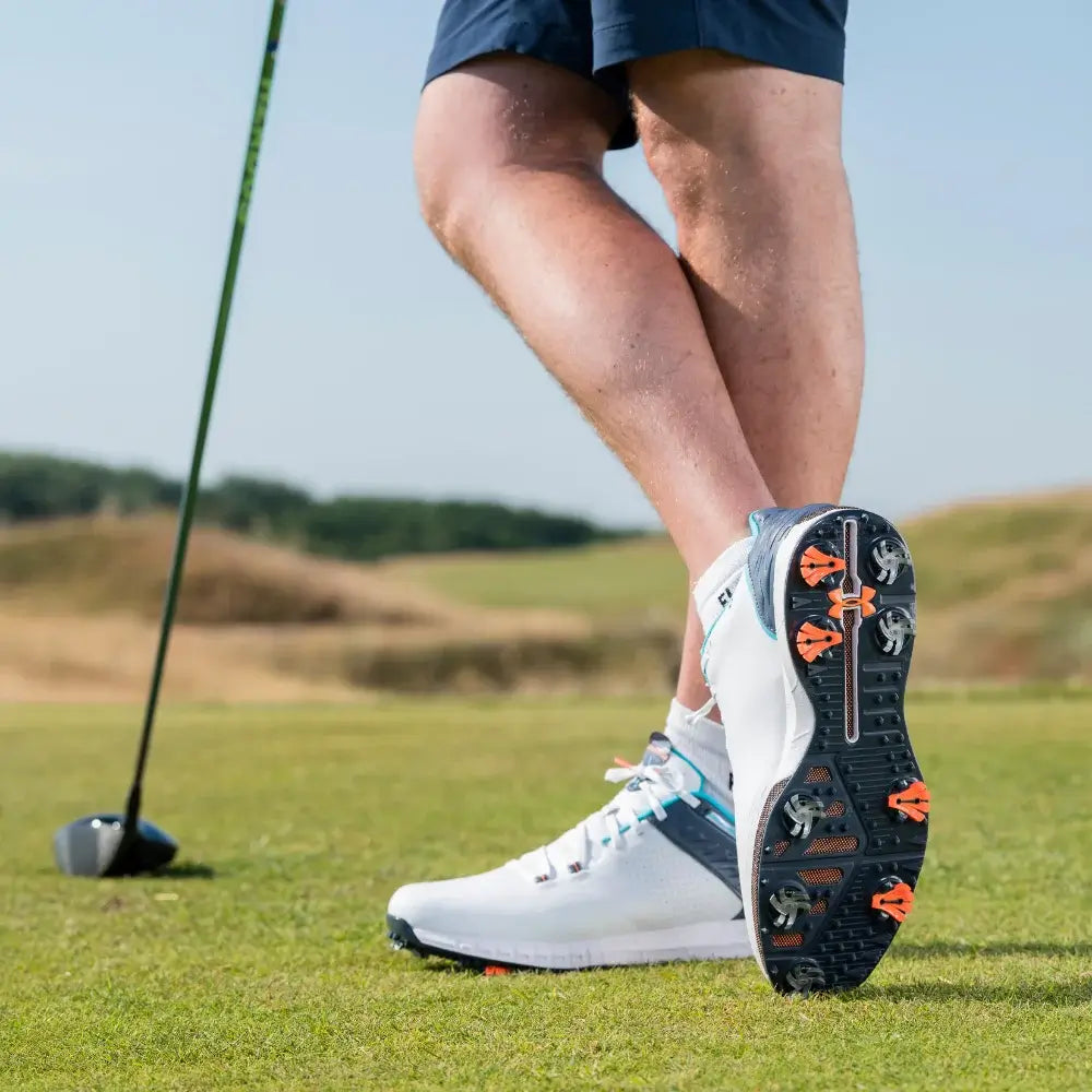 Silver Tornado Golf Spikes (Fast Twist® 3.0) | Silver/Black